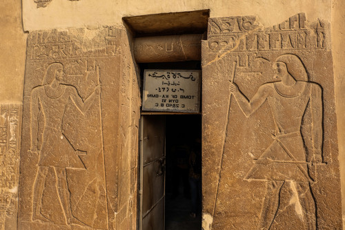 Photographie de tombeaux égyptiens à Saqqarah en Egypte