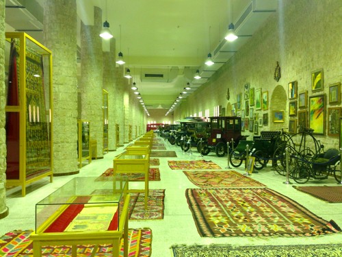 Photo de l'intérieur du musée Sheikh Faisal Bin Qassim Al Thani au Qatar