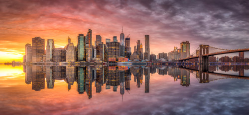 Sublime photo de New-York City aux États-Unis prise lors du coucher du soleil