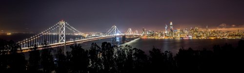 Incroyable panorama pris de nuit de San Francisco en Californie aux États-Unis