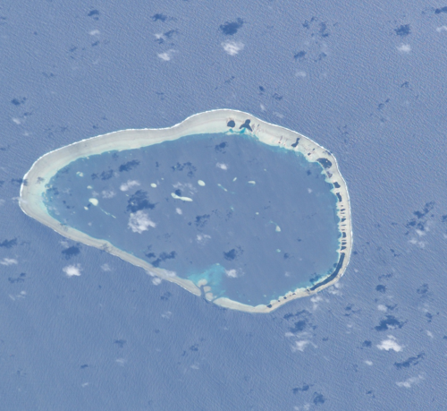 Photo de l'île de Kapingamarangi en Micronésie vue de l'ISS