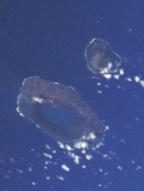 Photo vue du ciel de l'île de Kao au Tonga
